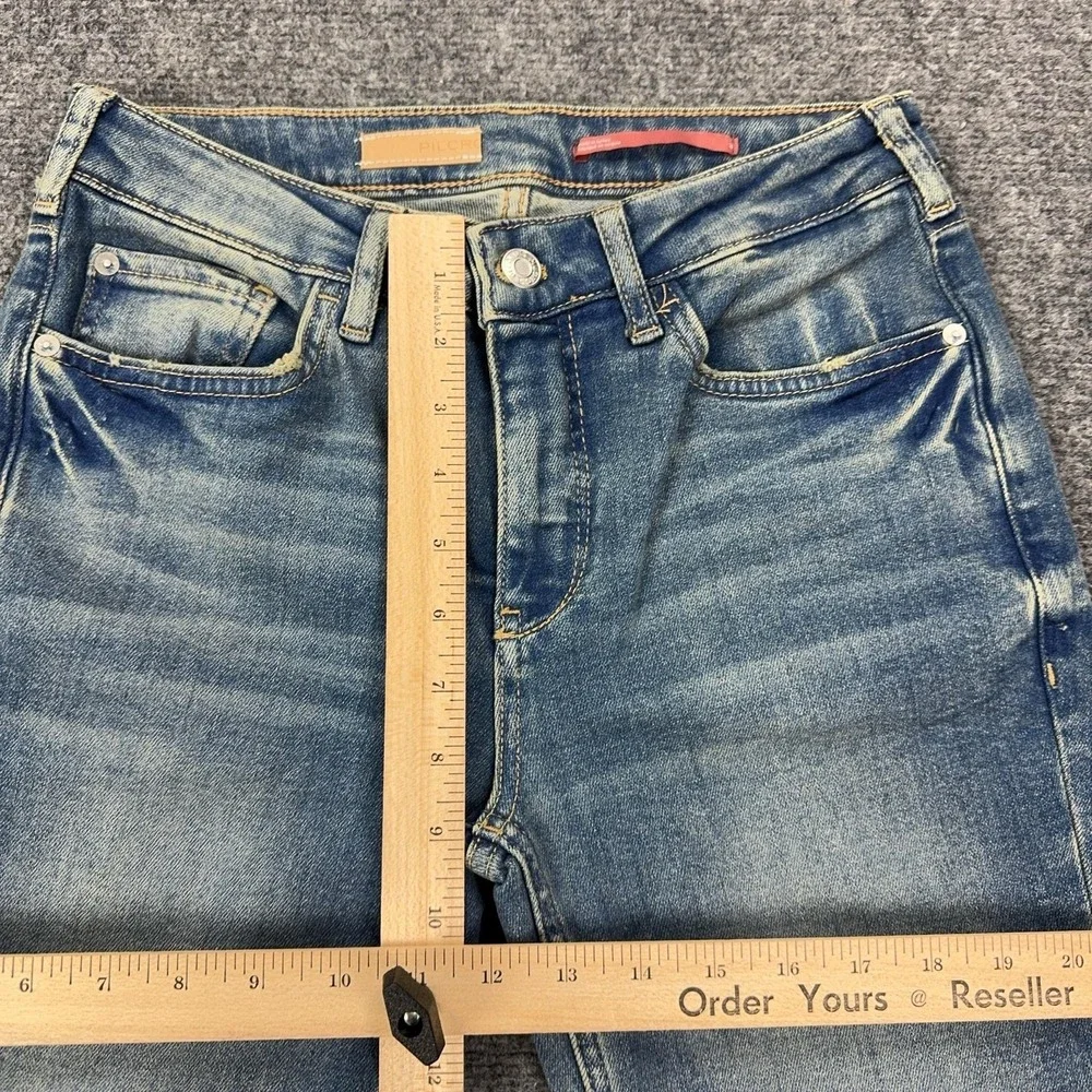 Anthropolgie Pilcro Jeans 26 Blue Light Wash Mid Rise Bootcut Stretch Distressed